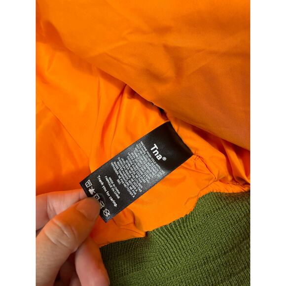 Aritzia TNA Womens Size L Down Tahoe Bomber Jacket Green - Picture 6 of 12